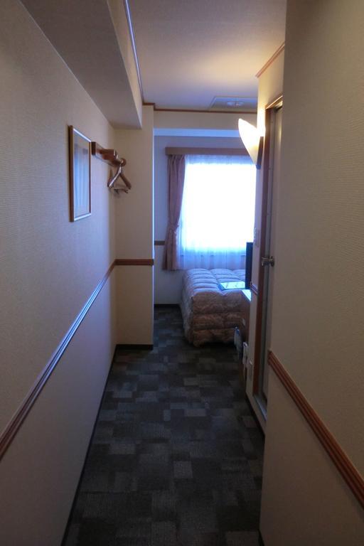 Toyoko Tenmanbashi Otemae Hotel
